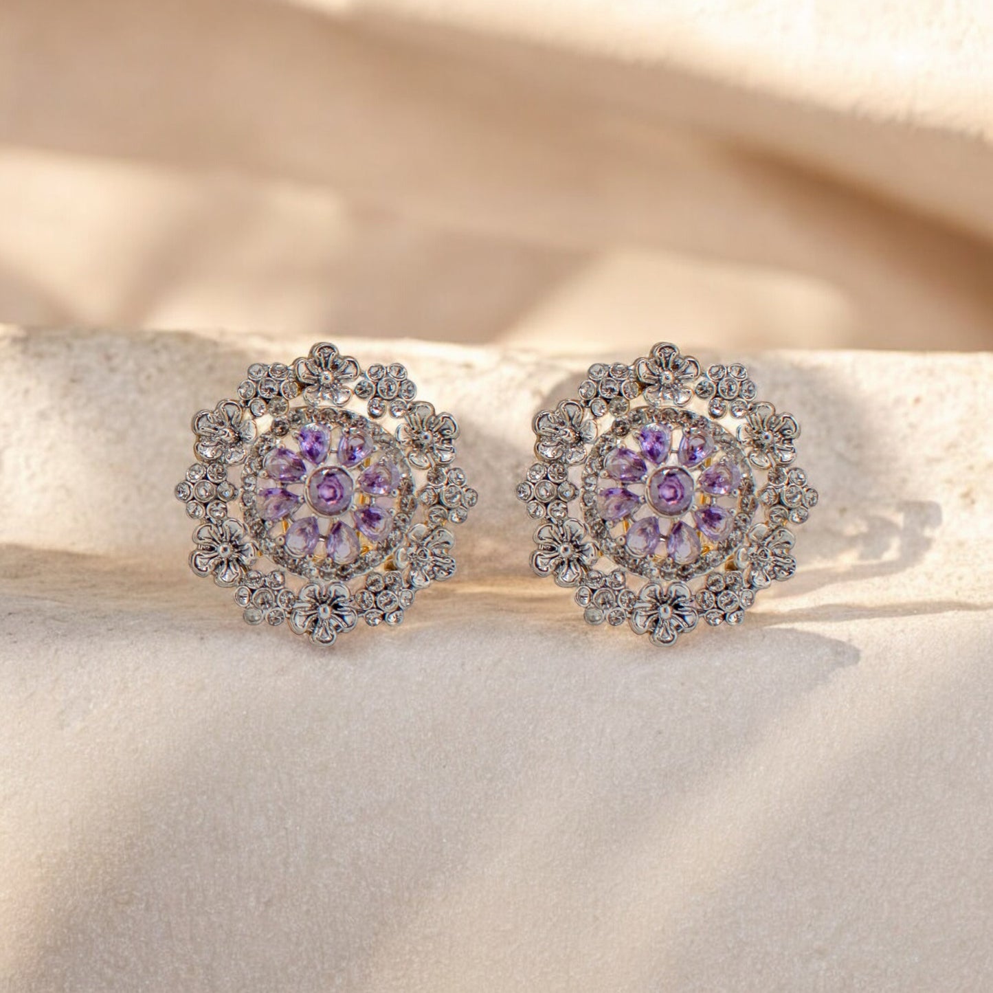 Samaira - Stud Earrings