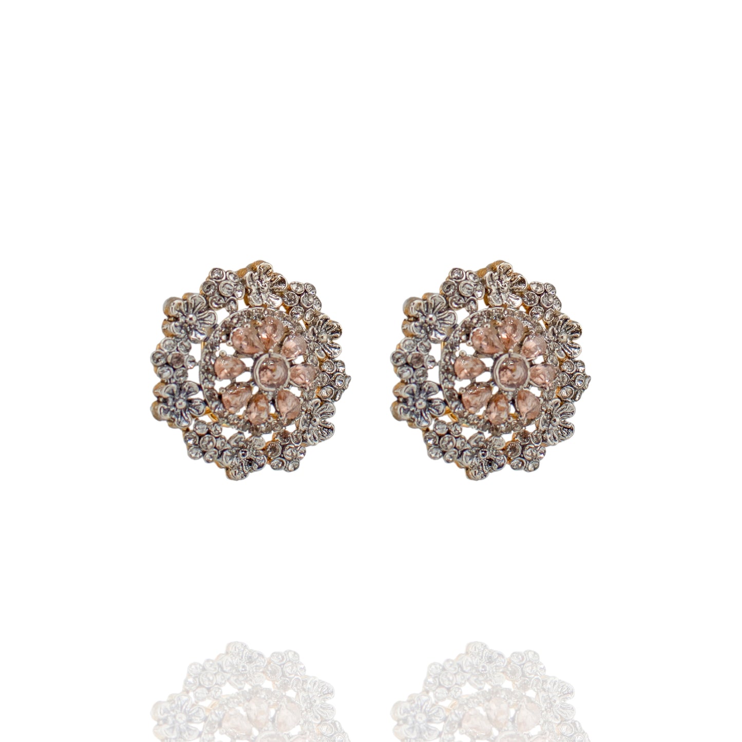 Mahira - Stud Earrings