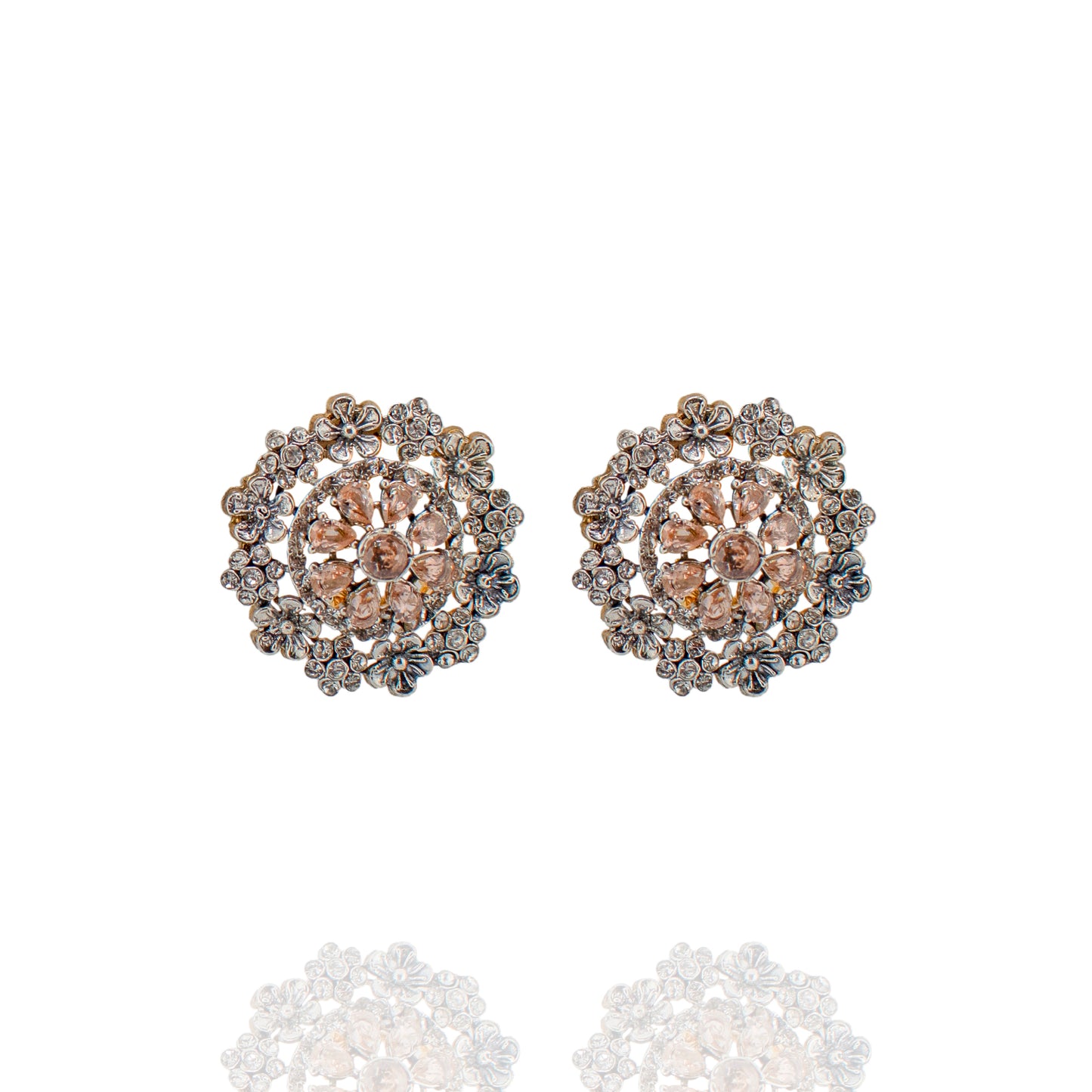 Mahira - Stud Earrings